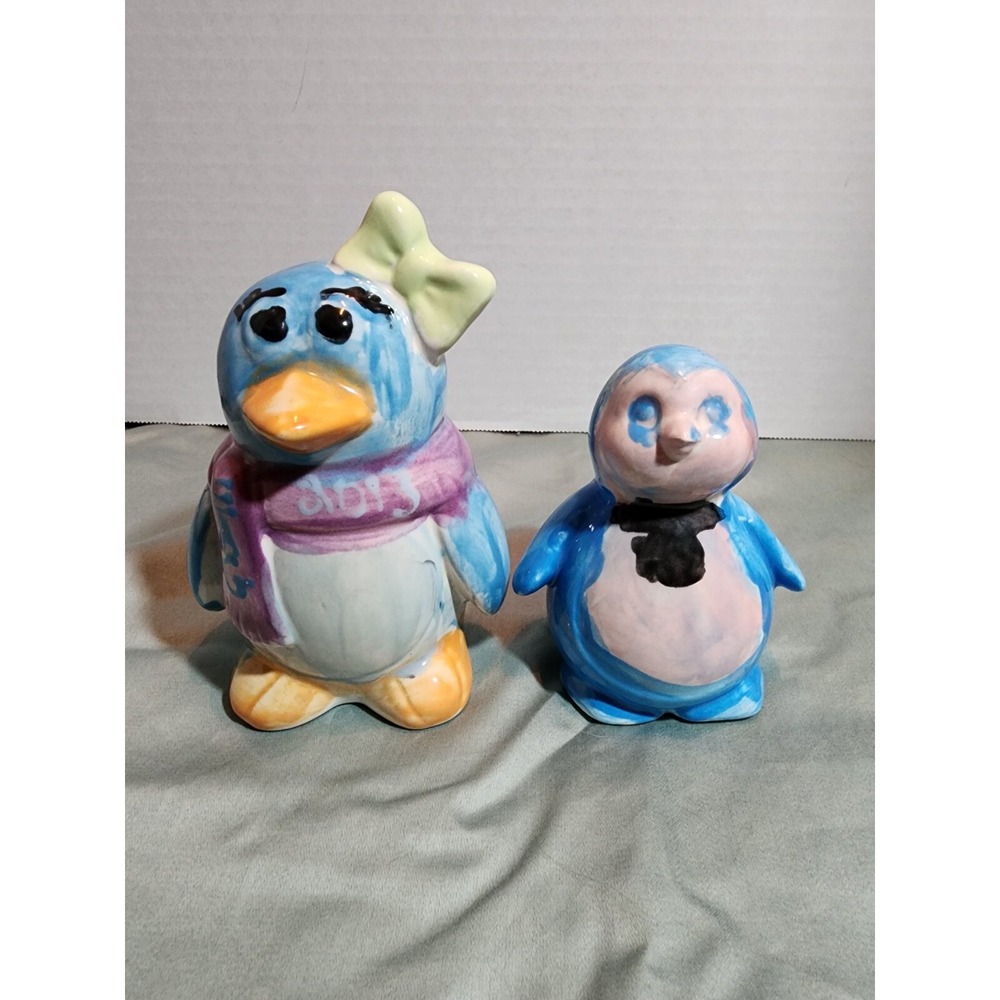 Hand-Painted Porcelain Penquins ~ Mom And Baby 2013 Unique One Of A Kind - Picture 1 of 3